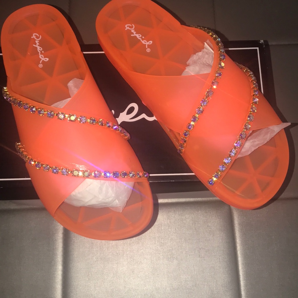 Women’s slides
